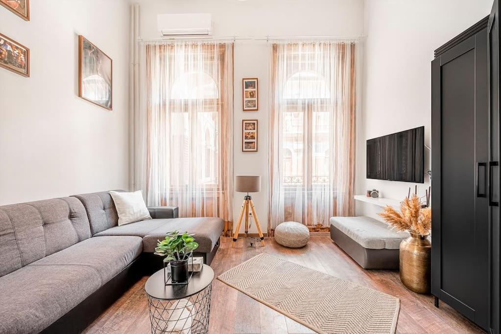 Brendon Design Home Budapest Luaran gambar