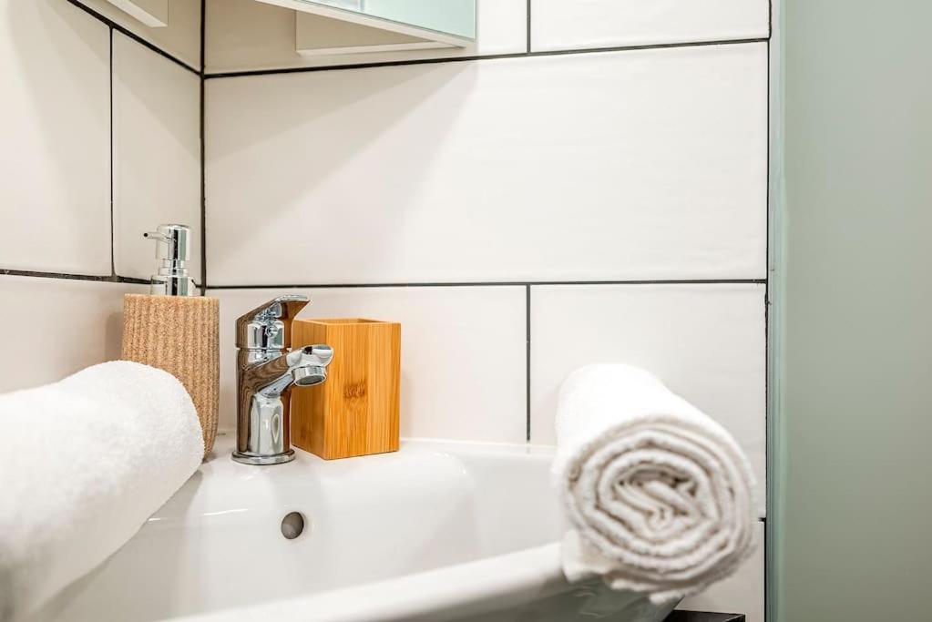 Brendon Design Home Budapest Luaran gambar