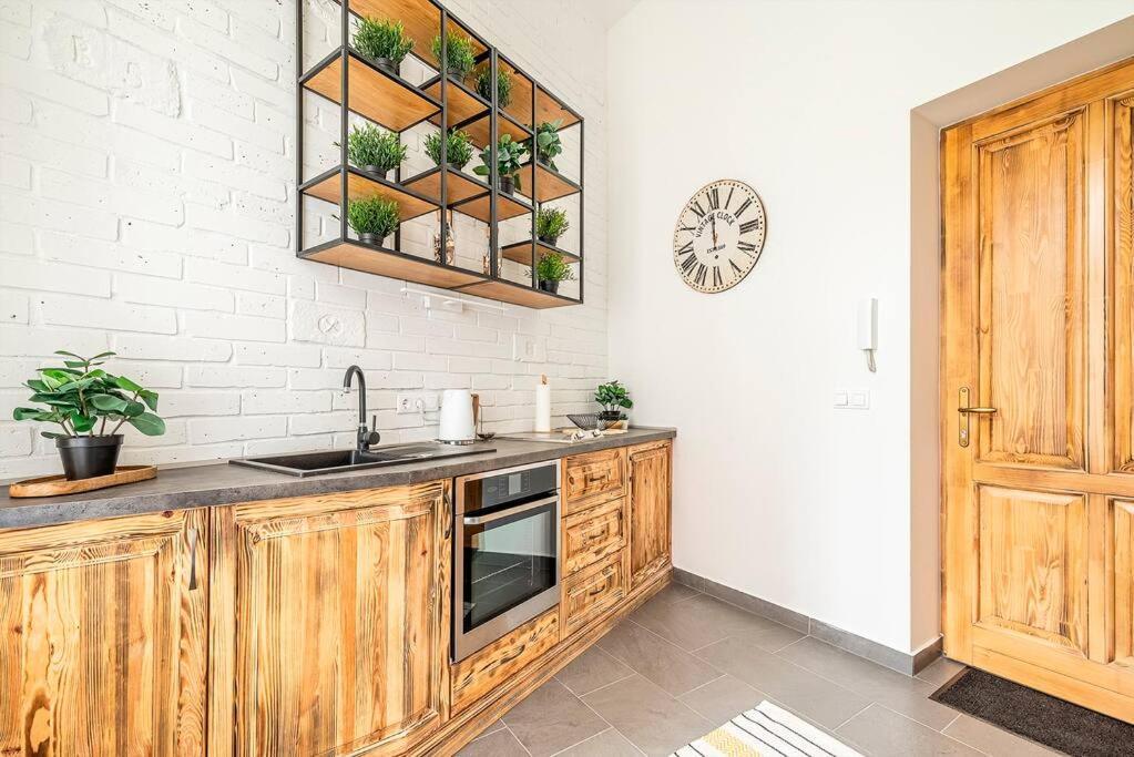 Brendon Design Home Budapest Luaran gambar